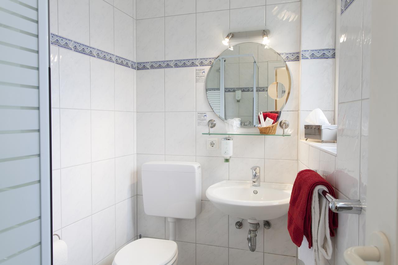 Hotel Celina Niederrheinischer Hof Krefeld Esterno foto